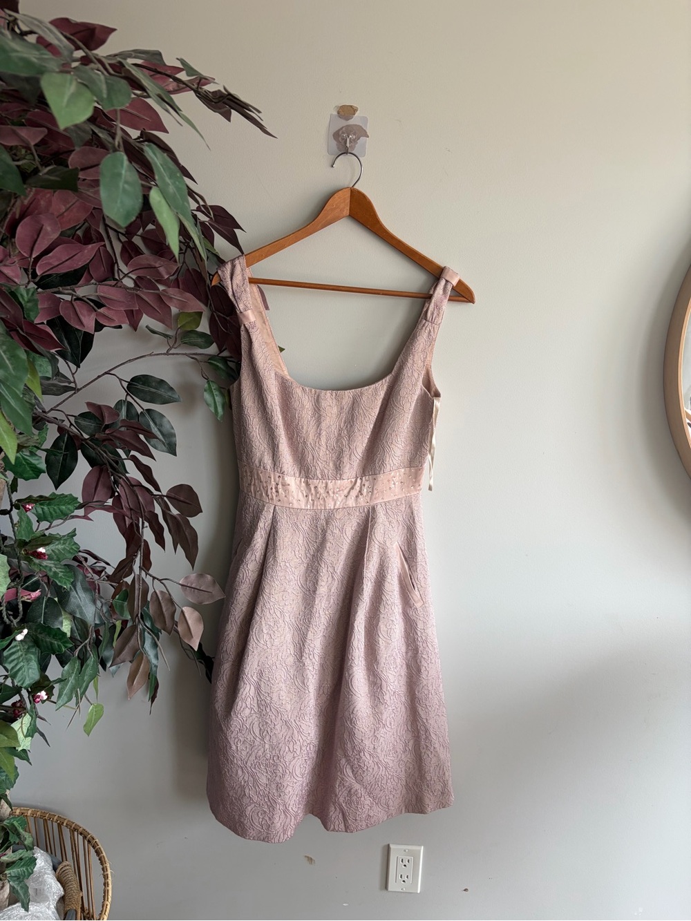 BCBG Paris Dusty Blush Jacquard Midi Dress
